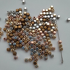 Akrilgyöngy - 3x3x3mm - vegyes szín - választható kiszerelés, Kellékek & szerszámok, Gyöngyfűzés kellékek, Műanyag gyöngy, , MESKA