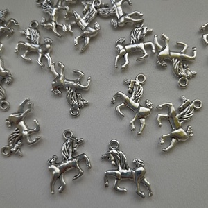 Fém medál - 22x15mm - unikornis - 10 db / csomag - antik ezüst szín, Kellékek & szerszámok, Ékszerkellék, Medál csomag, , MESKA
