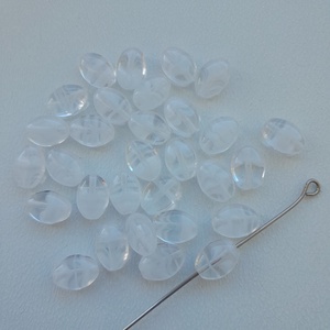 Cseh üveggyöngy - 9 x 6,5 x 4 mm - 30 db / csomag - átlátszó-fehér, Kellékek & szerszámok, Gyöngyfűzés kellékek, Üveggyöngy, , MESKA
