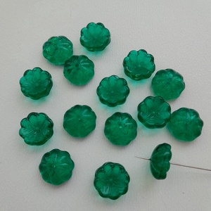 Cseh üveggyöngy virág, gyöngykupak - 11mm - 15 db / csomag - zöld, Kellékek & szerszámok, Gyöngyfűzés kellékek, Gyöngykupak, , MESKA