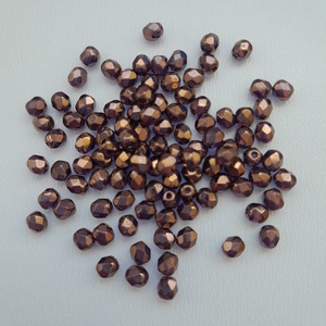 Cseh csiszolt üveggyöngy - 4mm - 100 db / csomag - fényes sötétbarna, Kellékek & szerszámok, Gyöngyfűzés kellékek, Üveggyöngy, Ékszerkészítés, MESKA