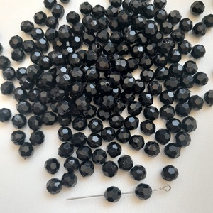 Akrilgyöngy - 8mm - 100 db / csomag - fekete - kellékek & szerszámok - gyöngyfűzés kellékek - műanyag gyöngy - Meska.hu