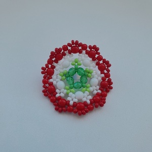 Nemzeti színű gyöngy kokárda kitűző - Meska.hu