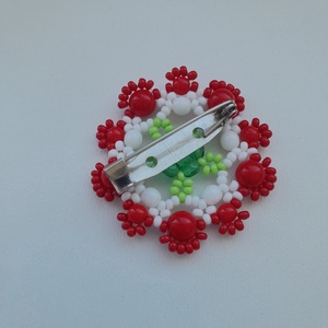 Nemzeti színű gyöngy kokárda kitűző - ékszer - kitűző és bross - Meska.hu