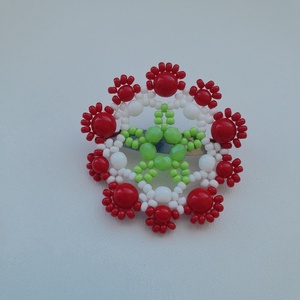 Nemzeti színű gyöngy kokárda kitűző - Meska.hu