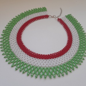 Nemzeti színű gyöngy nyaklánc - esküvő - ékszer - nyaklánc - Meska.hu