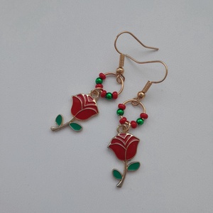 Fülbevaló - virágos - ékszer - fülbevaló - lógó fülbevaló - Meska.hu