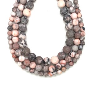 Jáspis zebra pink matt szinezett golyó 8-9mm � ékszerkészítő alapanyag (füzér) - Meska.hu