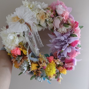 Selyemvirágos kopogtató , Otthon & Életmód, Dekoráció, Ajtó- és ablak dekoráció, Ajtódísz & Kopogtató, Mindenmás, MESKA