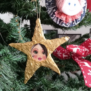 Aranycsillag kisasszony 2. papírmasé függődísz - karácsony - karácsonyi lakásdekoráció - karácsonyfadíszek - Meska.hu