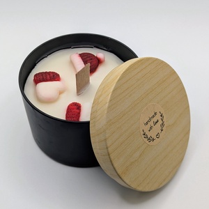 Almáspite illatú szójagyertya fa kanóccal, Otthon & Életmód, Gyertya, illat, aroma, Gyertya, Gyertya-, mécseskészítés, MESKA