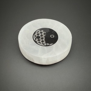 Szelenit korong yin yang életvirág fekete 6 cm - Meska.hu