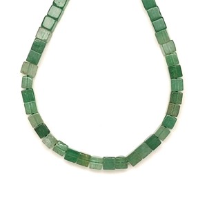 Aventurin kocka 4x4 mm, 38 cm � ásványfüzér, ékszer alapanyag - Meska.hu