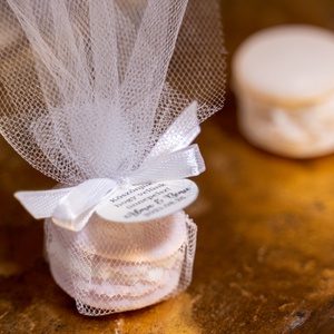 Macaron gyertya esküvői köszönőajándék - Meska.hu
