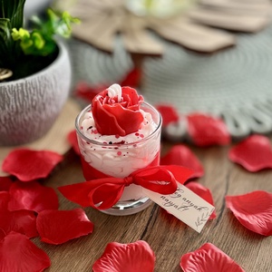 Rózsa illatgyertya pohárban Valentin napra, anyák napjára, nőnapra, pedagógus napra többféle színben - otthon & életmód - gyertya, illat, aroma - gyertya - Meska.hu