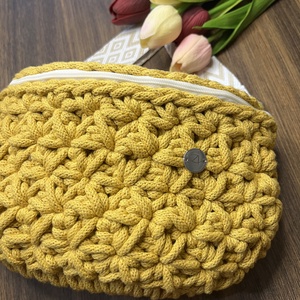 Horgolt övtáska - táska & tok - övtáska - Meska.hu