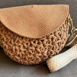 Horgolt női crossbody táska - táska & tok - kézitáska & válltáska - válltáska - Meska.hu
