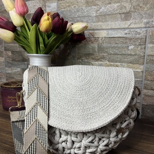 Jázmin mintás crossbody, Táska & Tok, Kézitáska & válltáska, Válltáska, Horgolás, MESKA