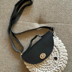 Horgolt női  táska - táska & tok - kézitáska & válltáska - válltáska - Meska.hu