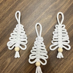 Horgolt karácsonyfadísz - karácsony - karácsonyi lakásdekoráció - karácsonyfadíszek - Meska.hu