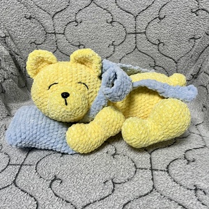 Amigurumi alvó maci, Játék & Sport, Plüssállat & Játékfigura, Maci, Horgolás, MESKA