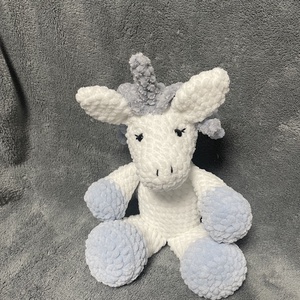 Horgolt unikornis - játék & sport - plüssállat & játékfigura - plüss mesefigurák - Meska.hu