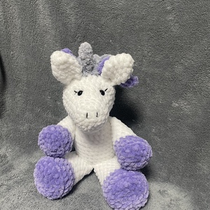 Horgolt unikornis - játék & sport - plüssállat & játékfigura - plüss mesefigurák - Meska.hu