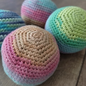 Babzsák labda - baba - mama - baba játékok - mozgásfejlesztő játékok - Meska.hu