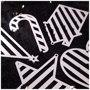 Karácsonyfadíszek - 5 db-os jégfehér szett - karácsony - karácsonyi lakásdekoráció - karácsonyfadíszek - Meska.hu