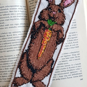 Nyuszis könyvjelző - könyv & zene - könyvjelző - Meska.hu