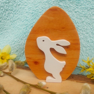 Fa fiú nyúl tojásban, Otthon & Életmód, Dekoráció, Asztal és polc dekoráció, Asztaldísz, Famegmunkálás, Festett tárgyak, MESKA