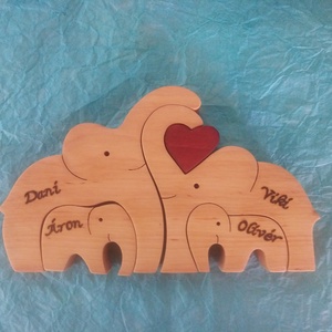Elefánt család szívvel névvel égetve - Meska.hu