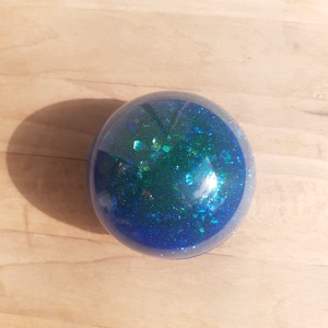 Műgyanta díszgömb - otthon & életmód - dekoráció - dísztárgy - Meska.hu