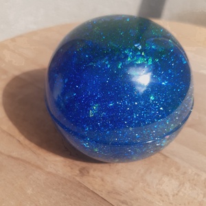 Műgyanta díszgömb - otthon & életmód - dekoráció - dísztárgy - Meska.hu