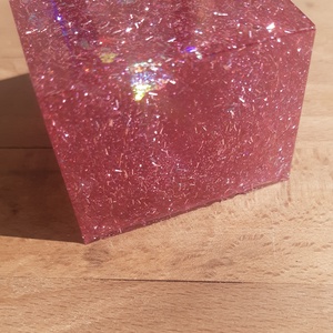 Műgyanta díszkocka - otthon & életmód - dekoráció - dísztárgy - Meska.hu