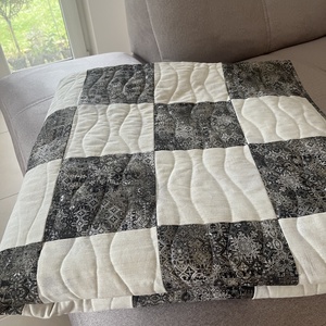 Patchwork takaró (210x210) - modern elegancia, Otthon & Életmód, Lakástextil, Ágytakaró, Patchwork, foltvarrás, Varrás, MESKA