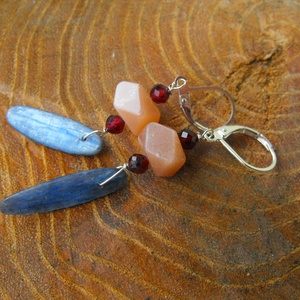 Kianit, napkő, gránát fülbevaló - ékszer - fülbevaló - lógó fülbevaló - Meska.hu