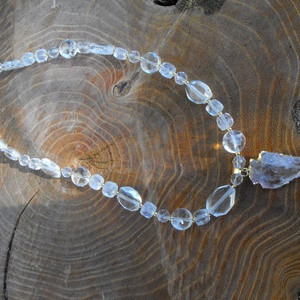 Ragyogó hegyikristályok nyaklánc medállal, acél szerelék - ékszer - nyaklánc - medál - Meska.hu