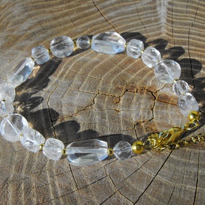 Ragyogó hegyikristályok karkötő - Meska.hu