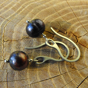 Fekete tenyésztett gyöngy  acél fülbevaló - ékszer - fülbevaló - lógó fülbevaló - Meska.hu