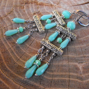 Hosszú menta színű fülbevaló - ékszer - fülbevaló - lógó fülbevaló - Meska.hu