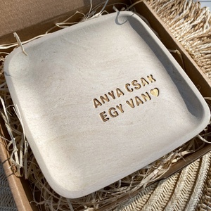 ANYA CSAK EGY VAN - Közepes ékszertartó tálka, Esküvő, Emlék & Ajándék, Szülőköszöntő ajándék, Mindenmás, MESKA
