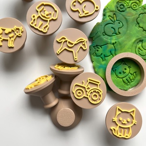 Farm Állatos Gyurma Bélyegző és Sütikiszúró Készlet � Tehén, Malac, Csirke, Traktor és több , Otthon & Életmód, Konyhafelszerelés, tálalás, Sütés, főzés, Sütikiszúró, Mindenmás, MESKA