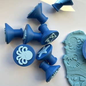 Óceáni Állatos Gyurma Bélyegző és Sütikiszúró Készlet � Bálna, Polip, Teknős, Medúza és több  - otthon & életmód - konyhafelszerelés, tálalás - sütés, főzés - sütikiszúró - Meska.hu