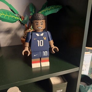 Nagy LEGO-stílusú Francia Válogatott Focista Figúra � 21 cm magas! , Otthon & Életmód, Dekoráció, Dekoratív figurák és szobrok, Mindenmás, MESKA