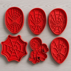 Pókember szuperhősök süti kiszúró � 2 részes készlet Spiderman - Meska.hu