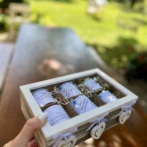 Kalligráfiával díszített nászajándék doboz  jókívánságokkal az ifjú párnak - esküvő - emlék & ajándék - nászajándék - esküvői pénzátadó doboz - Meska.hu