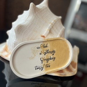 Egyedi kalligráfiával készült ajándékok és dekorációk - Meska.hu