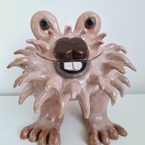 FunnyMonster púderszínű tároló  - Meska.hu