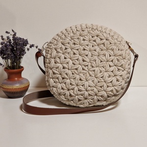 Horgolt kis crossbody körtáska - Meska.hu